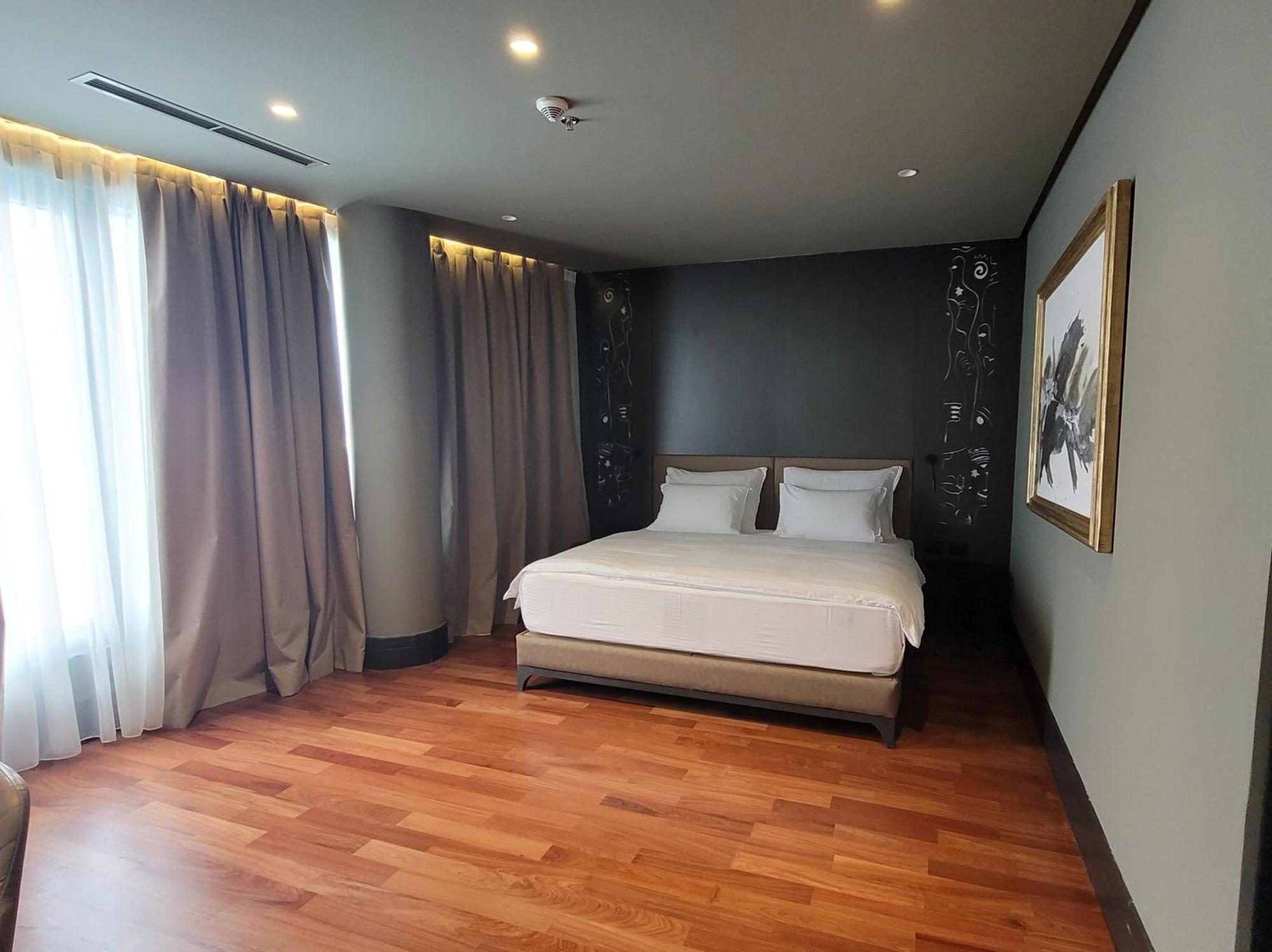 Arka Art Hotel Tiranë Ngoại thất bức ảnh