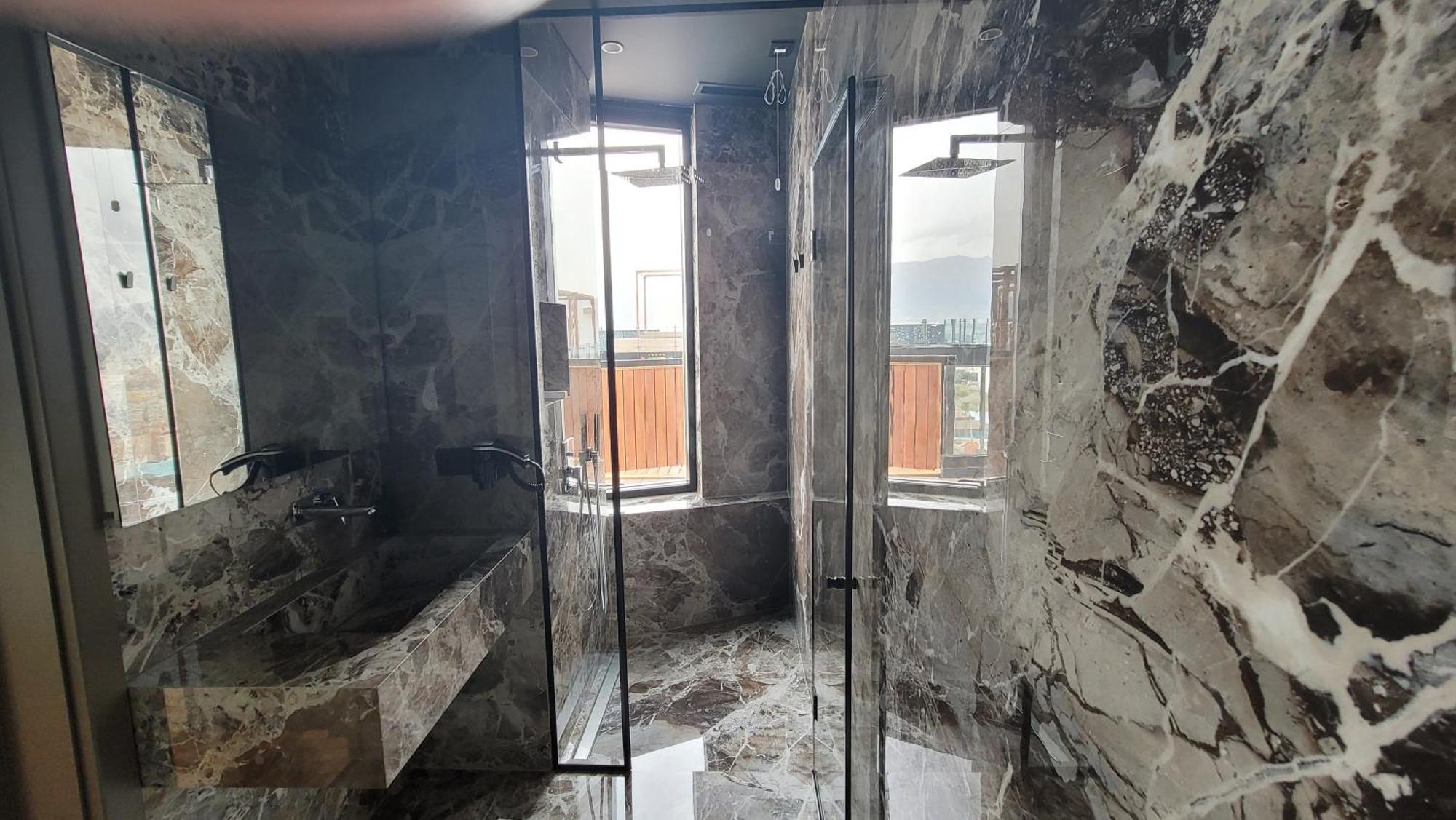 Arka Art Hotel Tiranë Ngoại thất bức ảnh