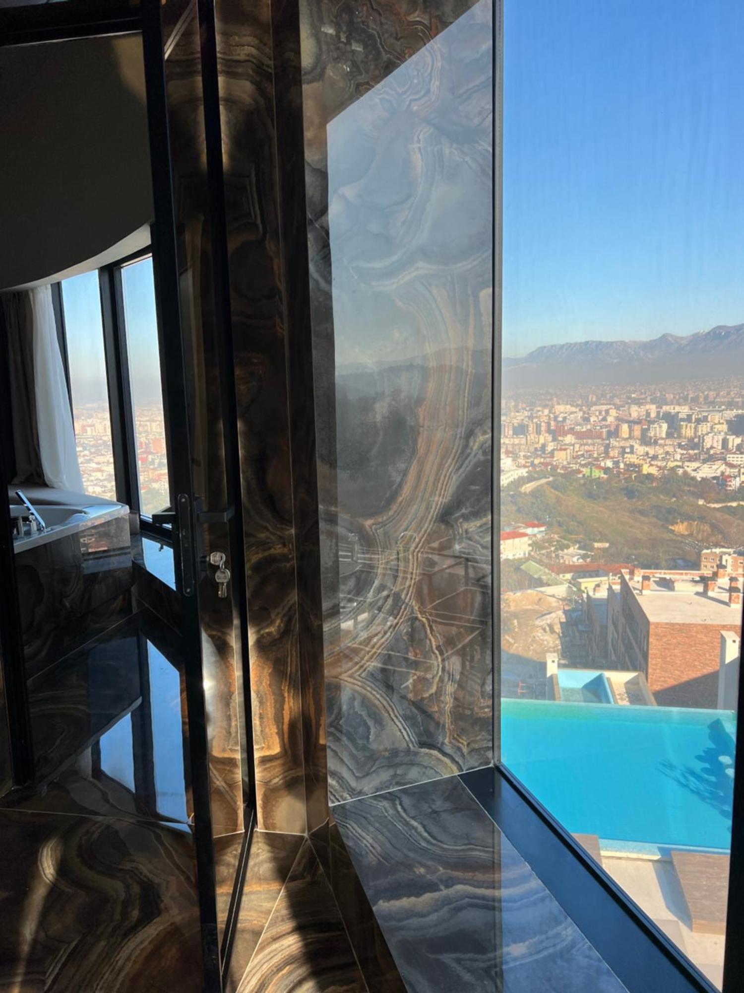 Arka Art Hotel Tiranë Ngoại thất bức ảnh View from the 100th floor