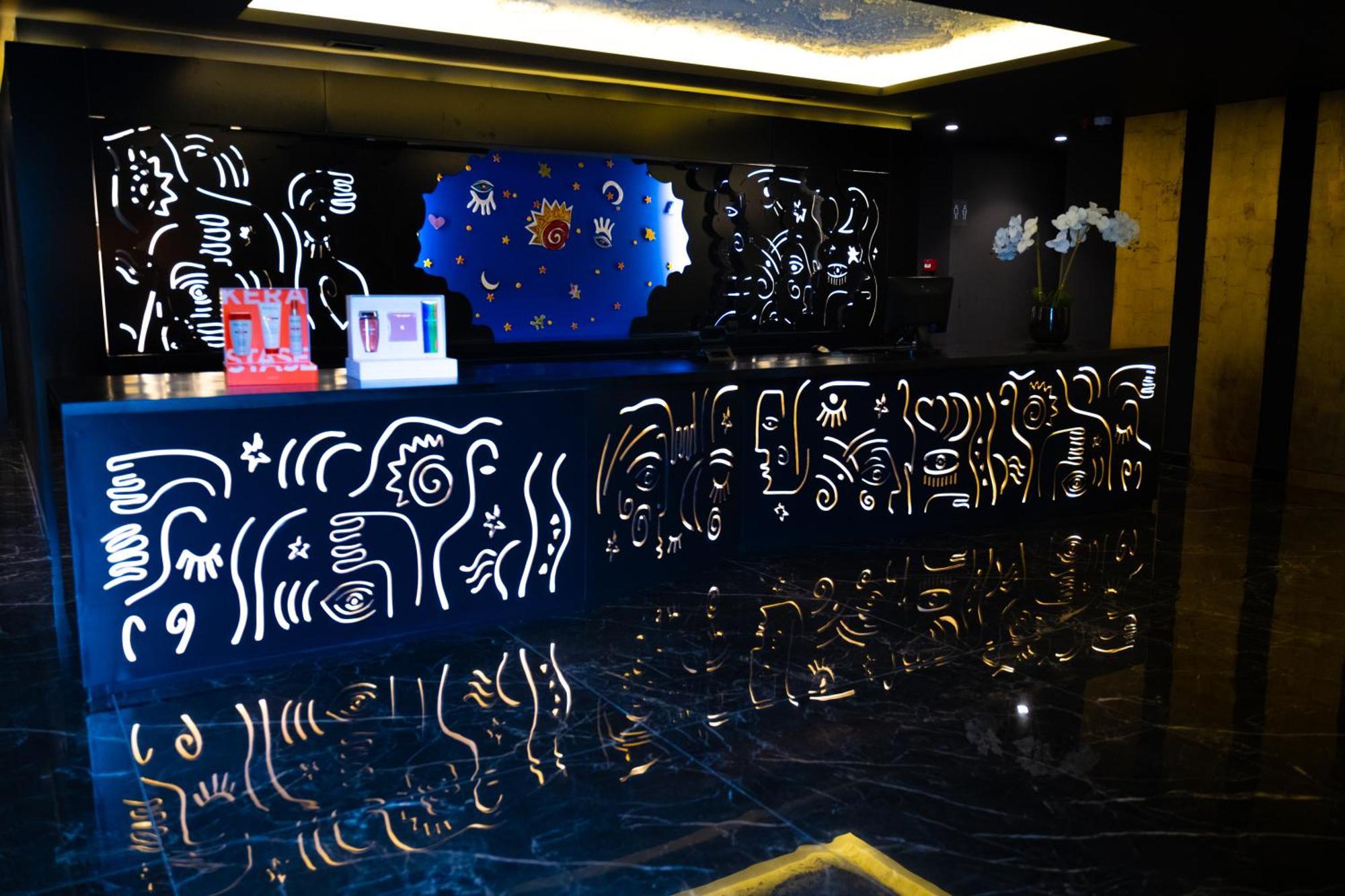 Arka Art Hotel Tiranë Ngoại thất bức ảnh The lobby of the hotel